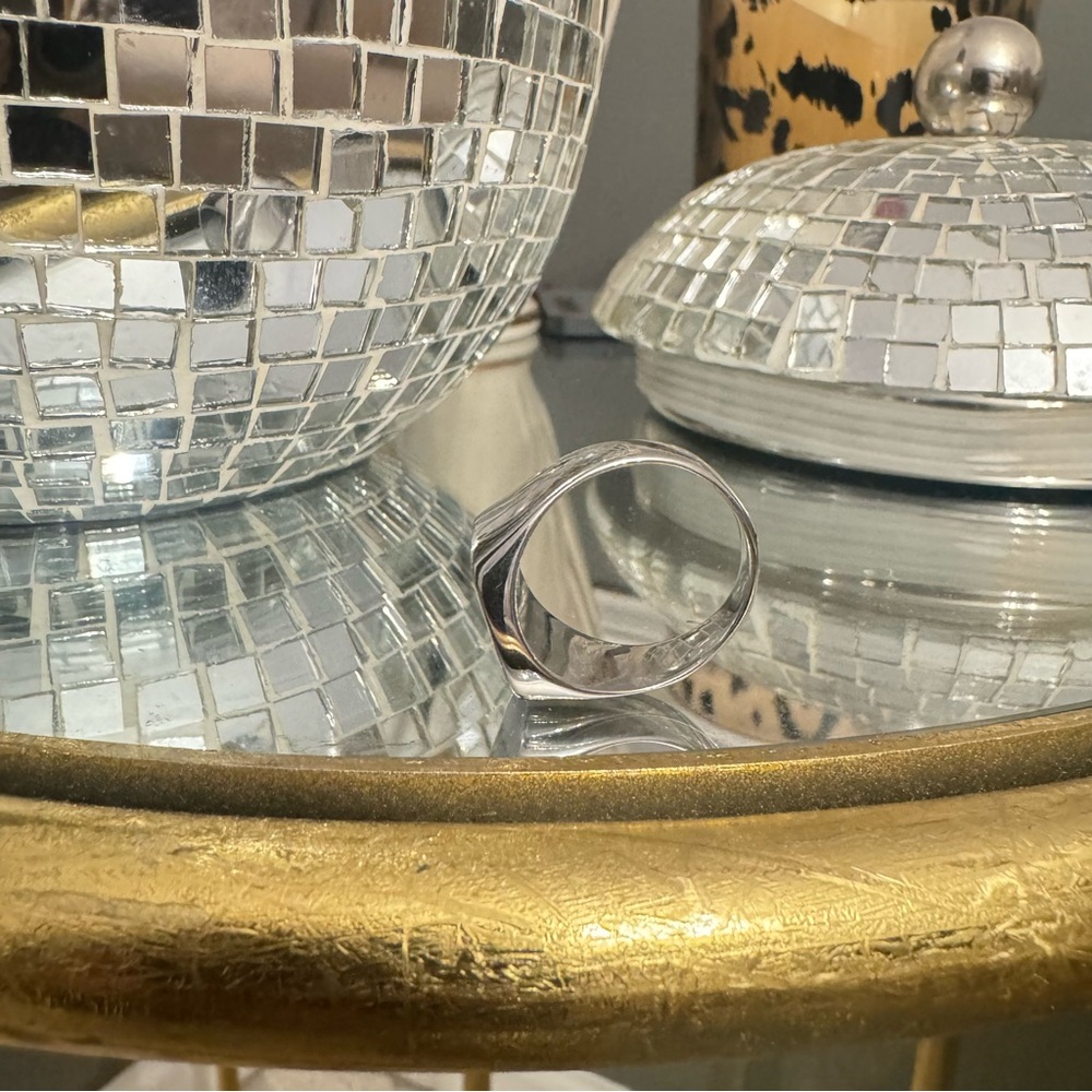 Silver Ring - Picture 3 of 4